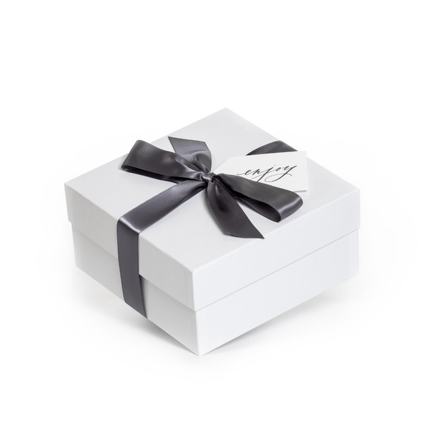 Lid And Base Bottom Wedding Gift Box With Ribbon